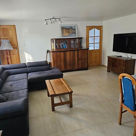 Apartamenty Nad Jeziorem Piaski Волин Экстерьер фото