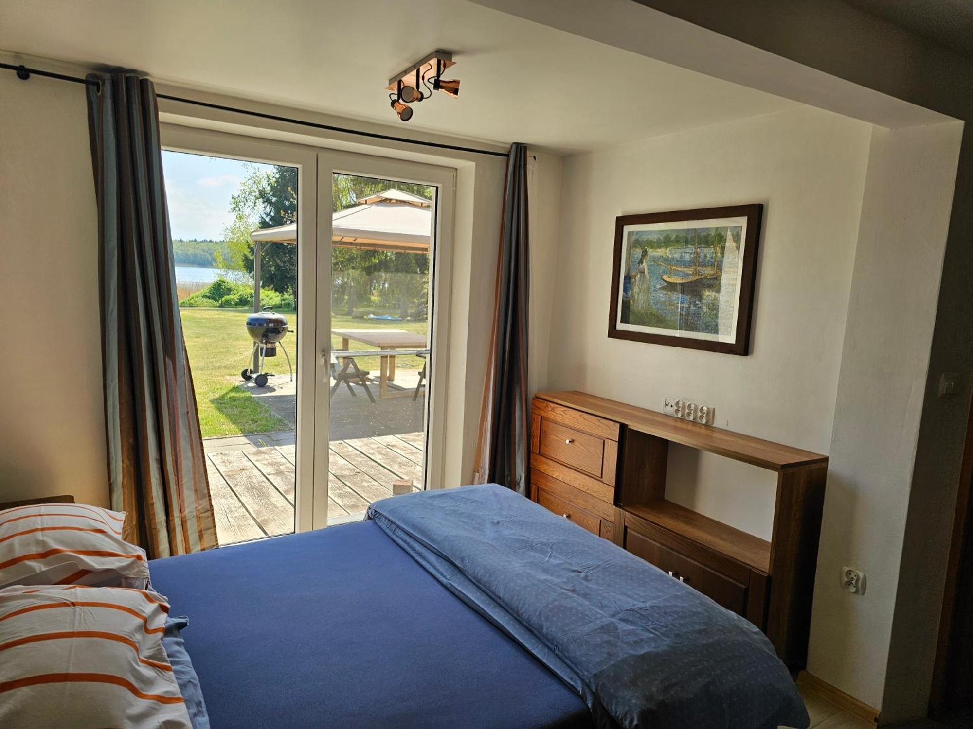 Apartamenty Nad Jeziorem Piaski Волин Экстерьер фото