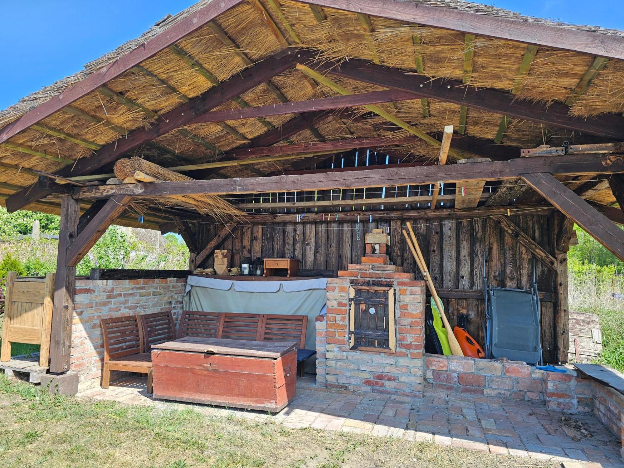 Apartamenty Nad Jeziorem Piaski Волин Экстерьер фото